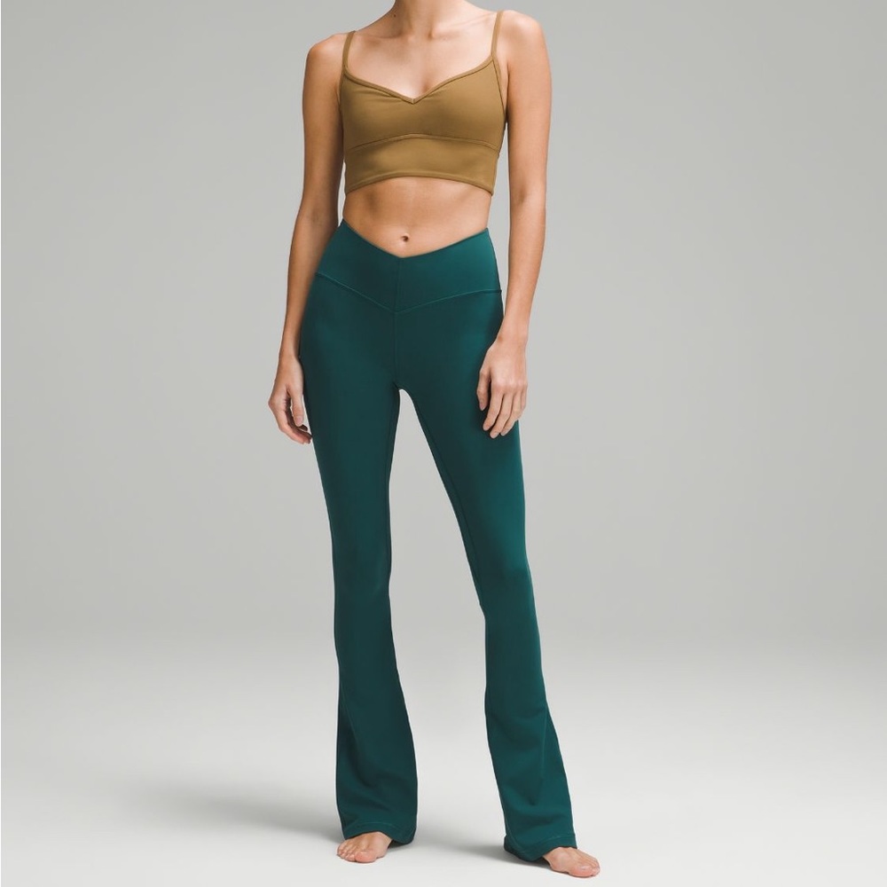 NWT | Lululemon | V Waist Align | Flare Leggings | 6 | Green